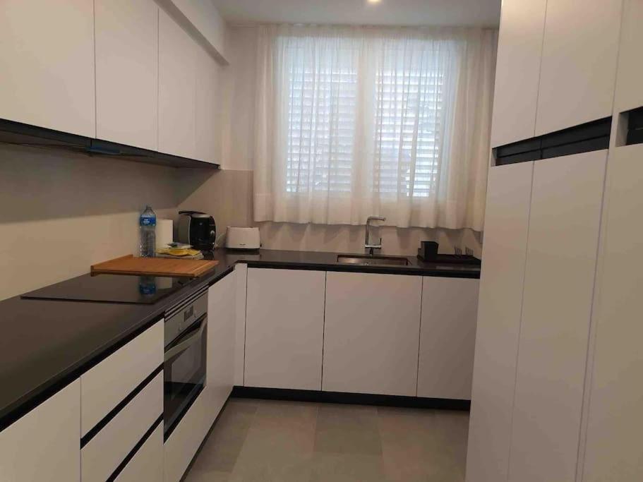 Piso Nuevo, Pk Pequeno Y A 5 Min De La Playa Caminando Apartment Cadaques Ngoại thất bức ảnh