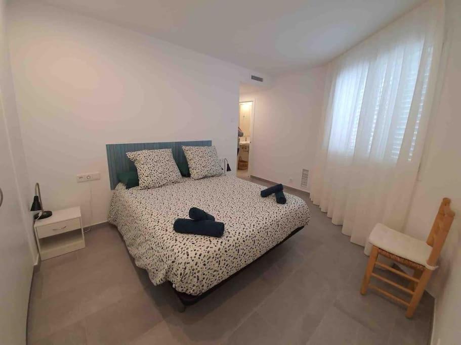 Piso Nuevo, Pk Pequeno Y A 5 Min De La Playa Caminando Apartment Cadaques Ngoại thất bức ảnh