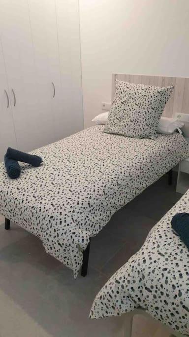 Piso Nuevo, Pk Pequeno Y A 5 Min De La Playa Caminando Apartment Cadaques Ngoại thất bức ảnh